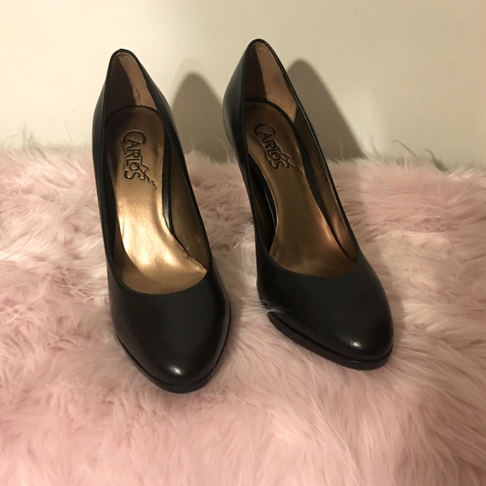 NIB! Carlos Santana Leather Presume Heel Pump!